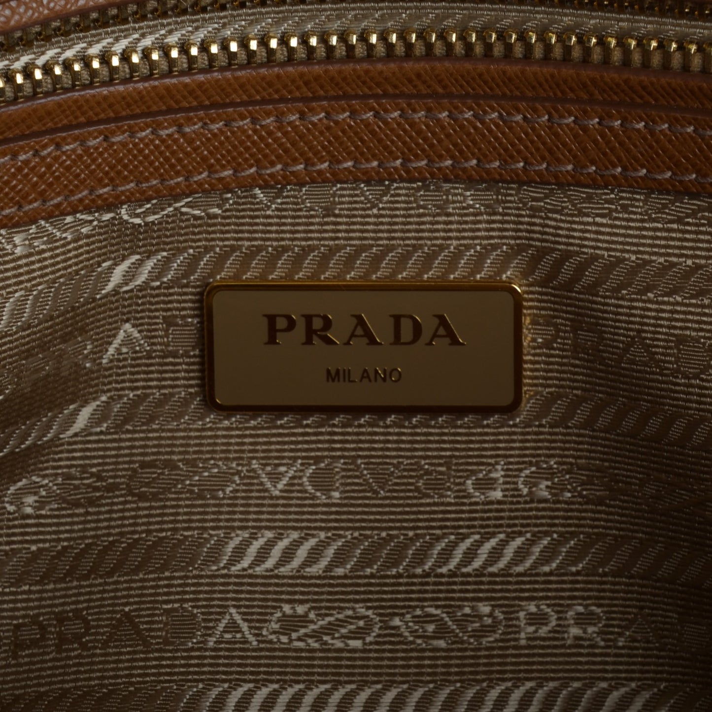 Saffiano Small Galleria Double Zip Tote Caramel