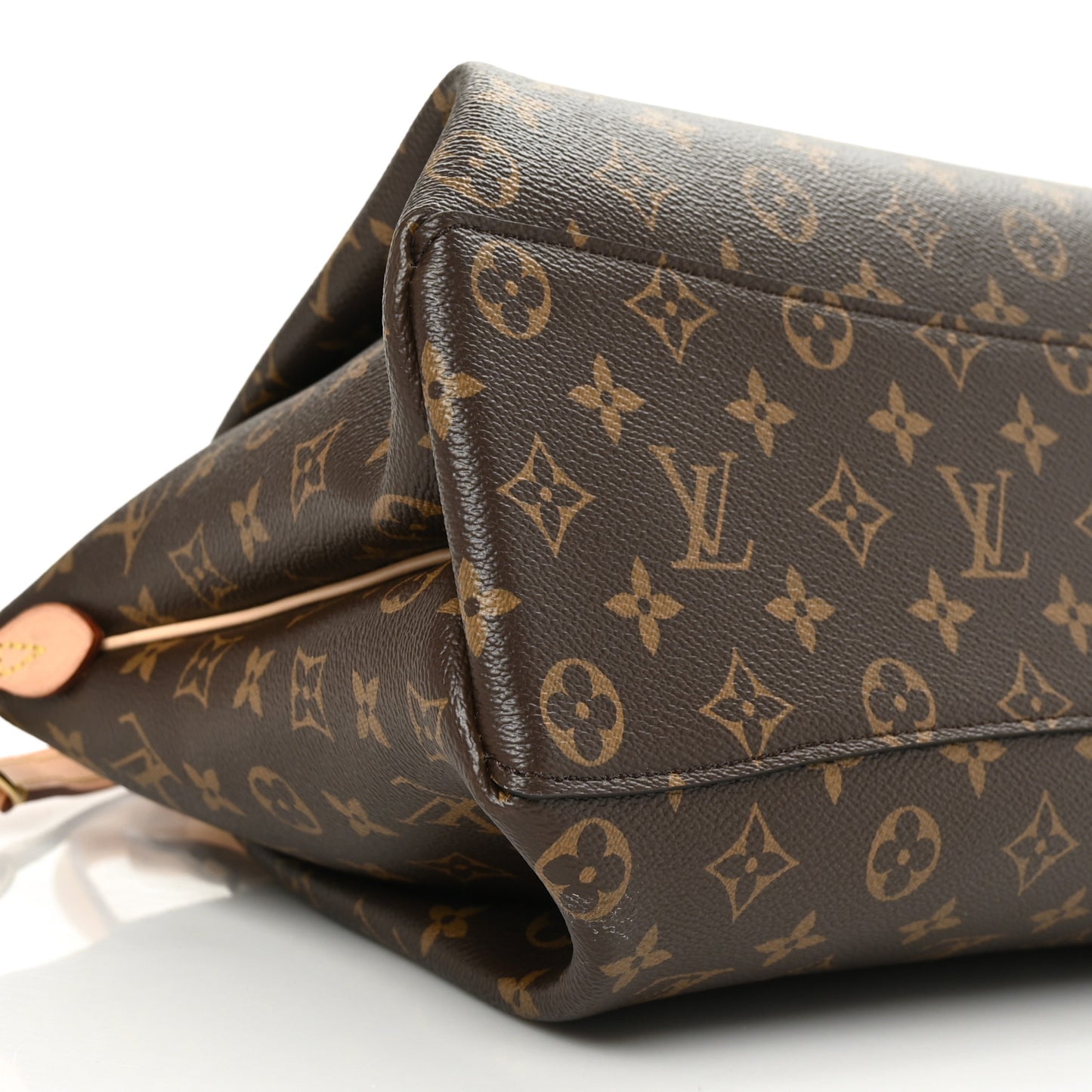 Monogram Rivoli MM