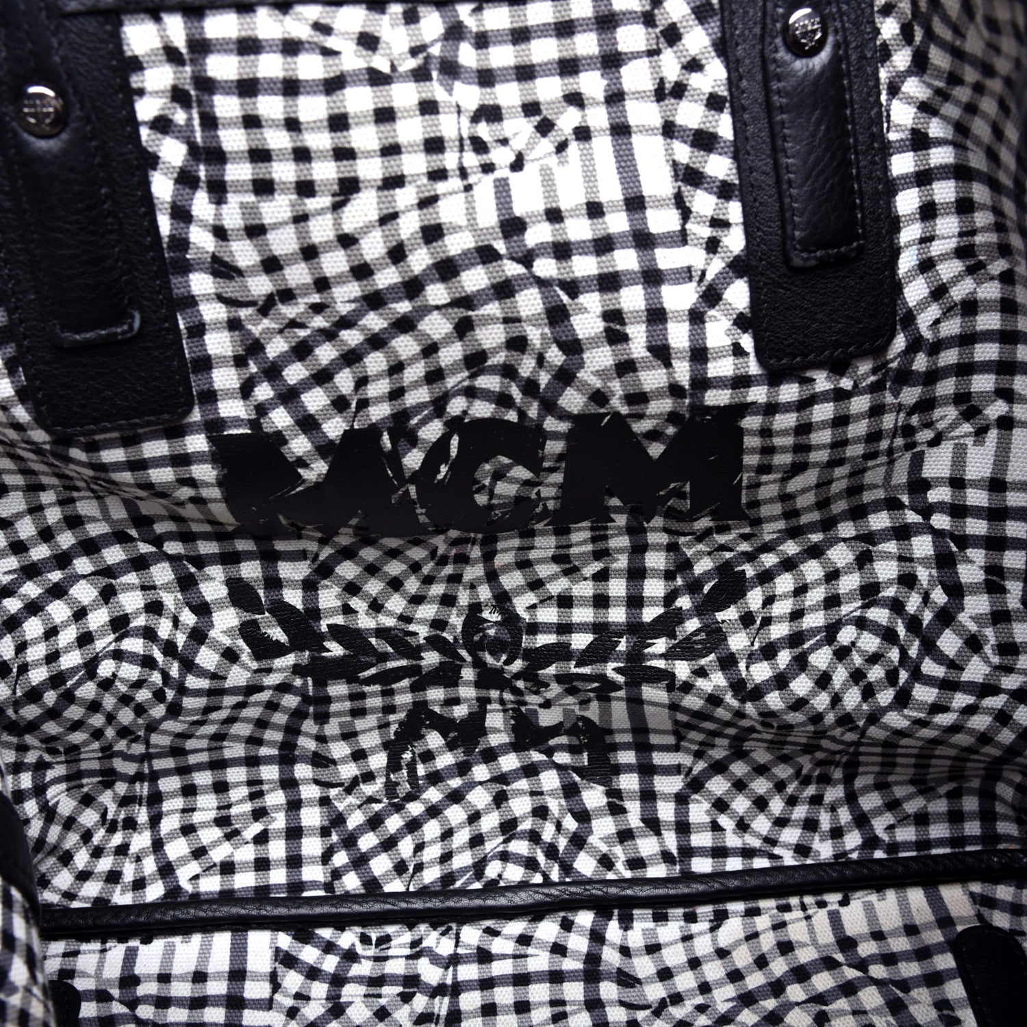 MCM Visetos Medium Liz Reversible Shopper Tote Black 11 of 16