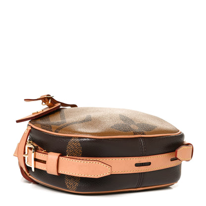 Louis Vuitton Reverse Monogram Giant Boite Chapeau Souple 4 of 11