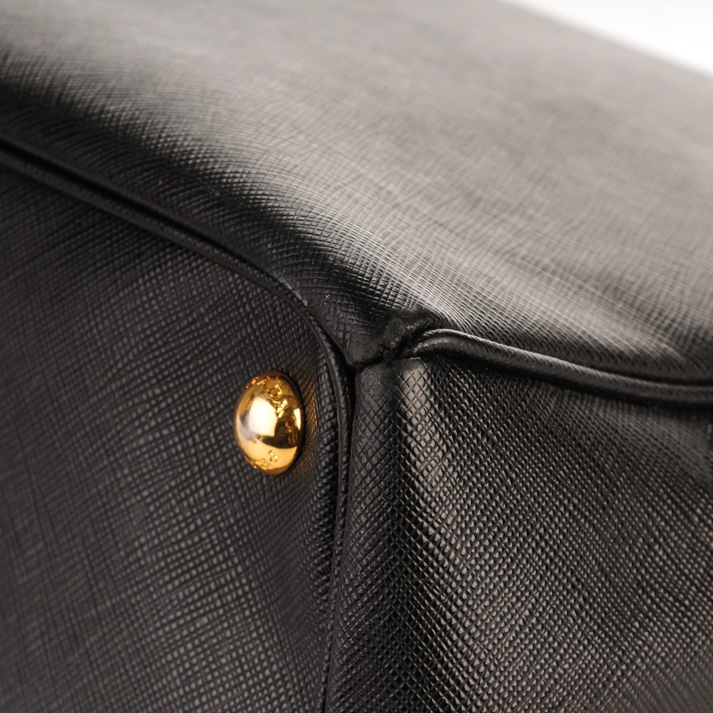 Saffiano Lux Extra Large Galleria Double Zip Tote Black