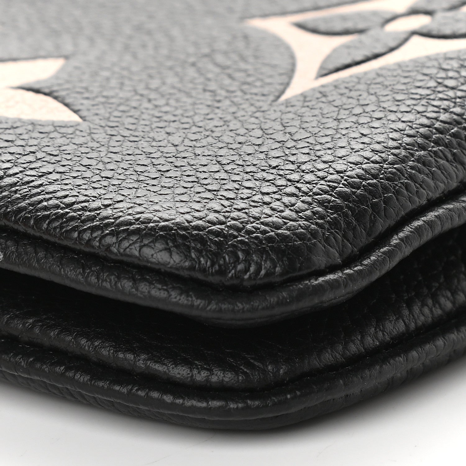 Louis Vuitton Empreinte Monogram Giant Double Zip Pochette Black Cream 8 of 8