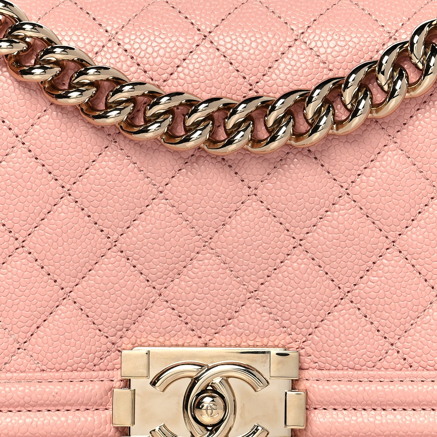 Caviar Quilted Medium Boy Flap Light Pink