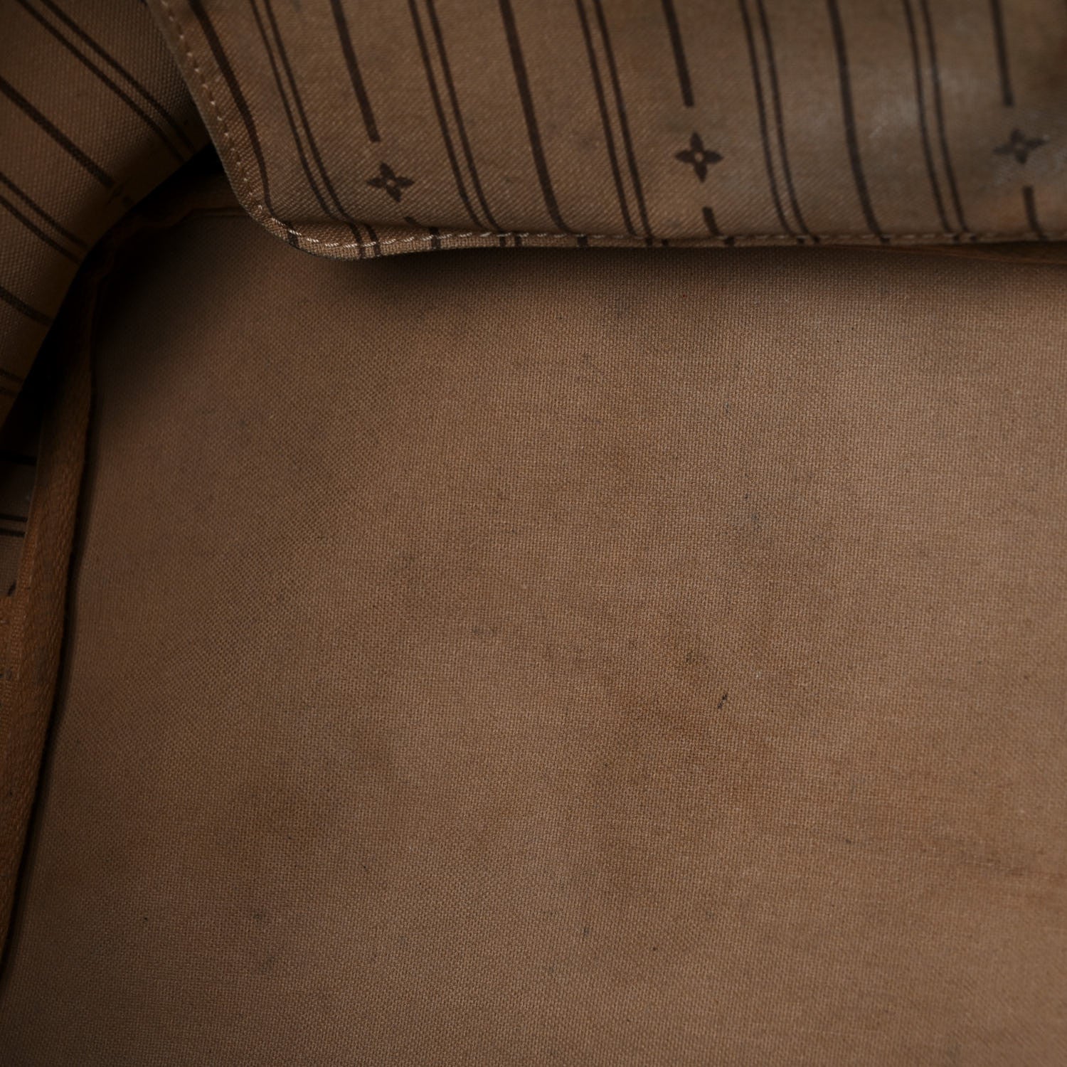 Louis Vuitton Monogram Neverfull GM 14 of 38