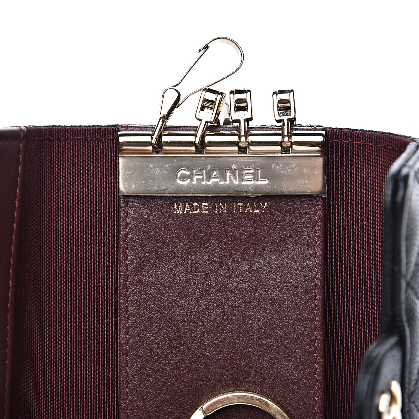 Caviar Quilted Classic 4 Key Holder Wallet Black