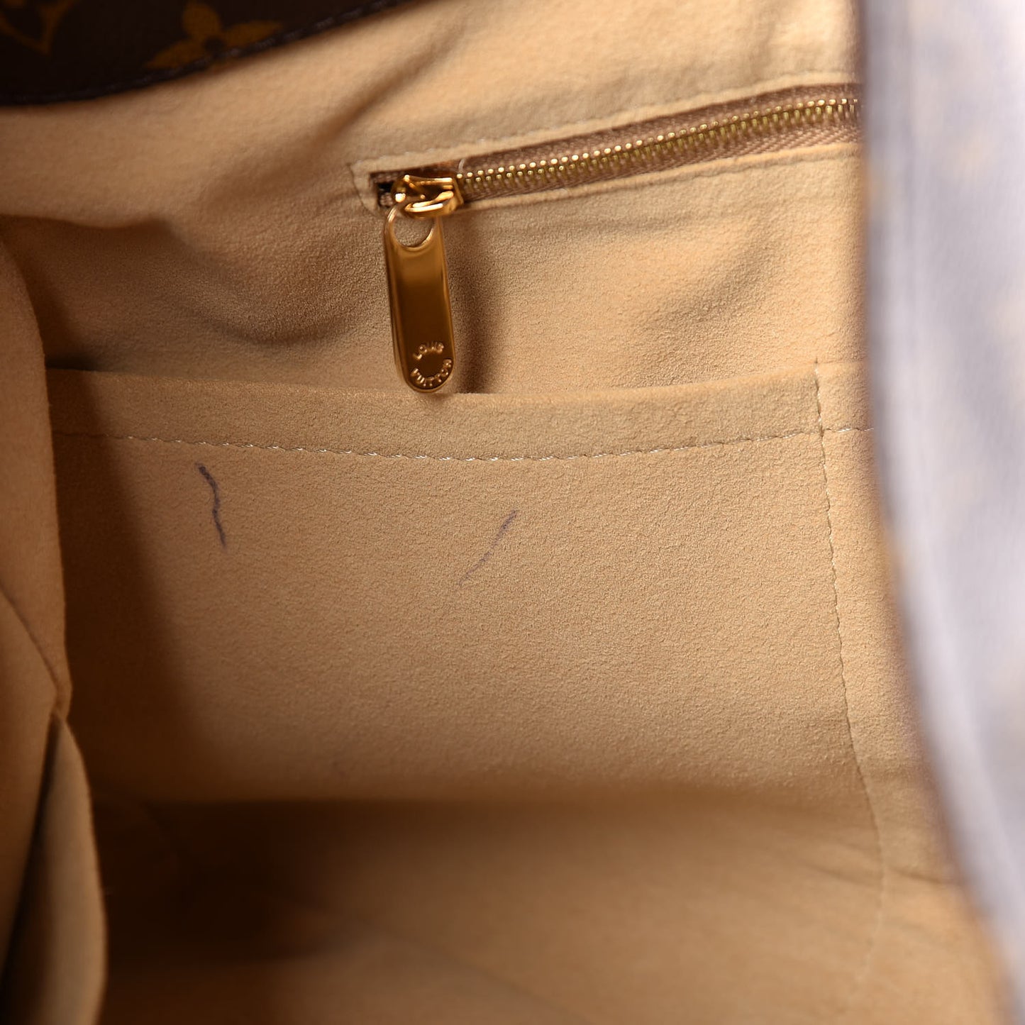 Monogram Artsy MM