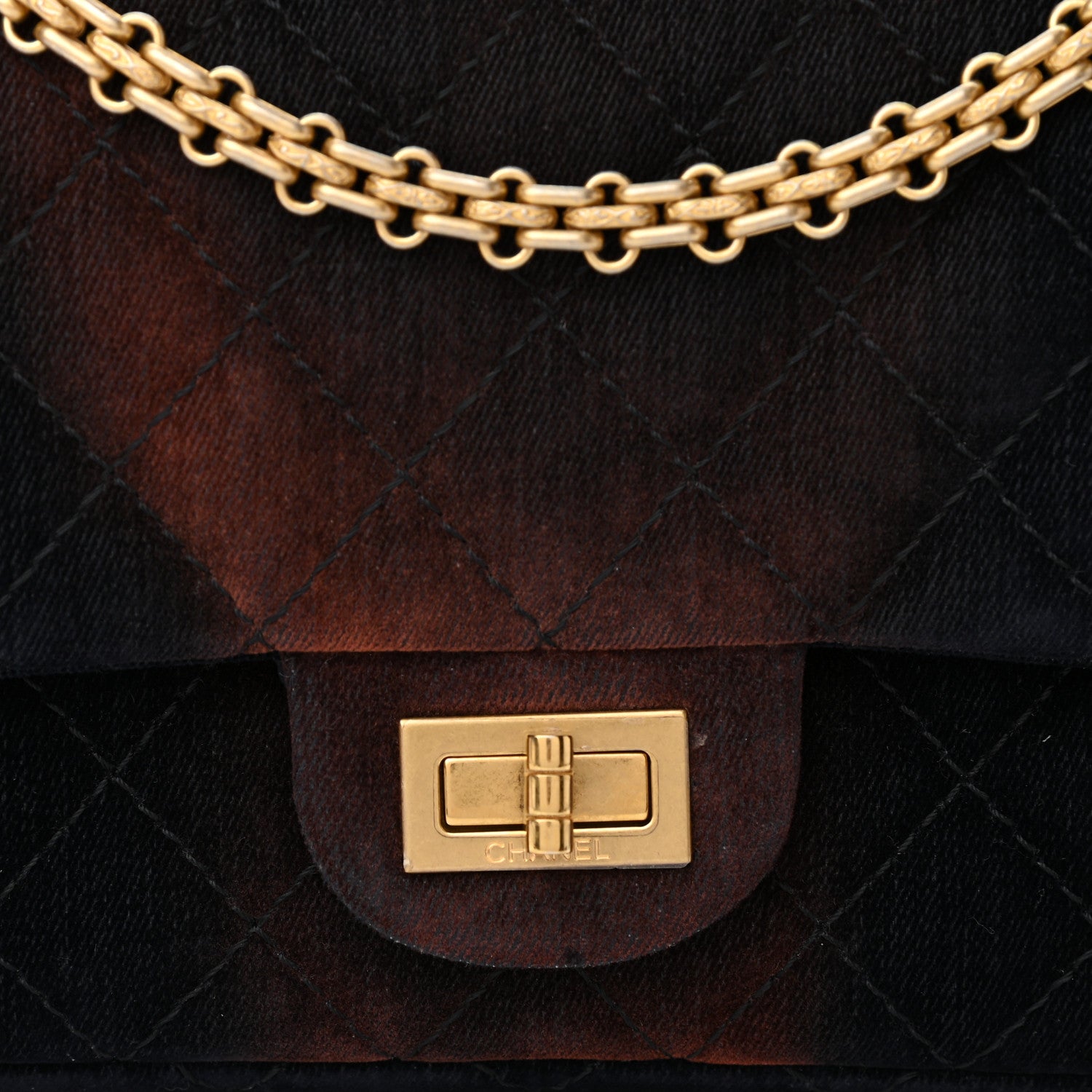 Chanel Ombre Velvet Quilted 2.55 Reissue 225 Flap Navy 9 of 12