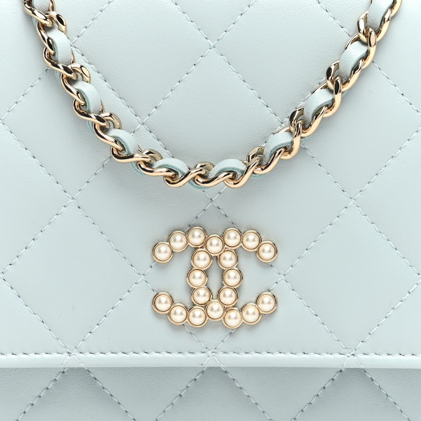 Lambskin Quilted Pearl CC Wallet on Chain WOC Light Blue