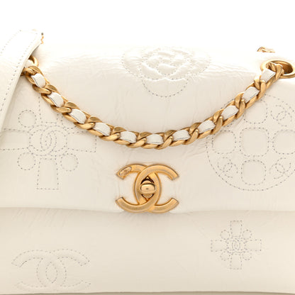Chanel Crumbled Calfskin Embossed Flap White 15 of 21