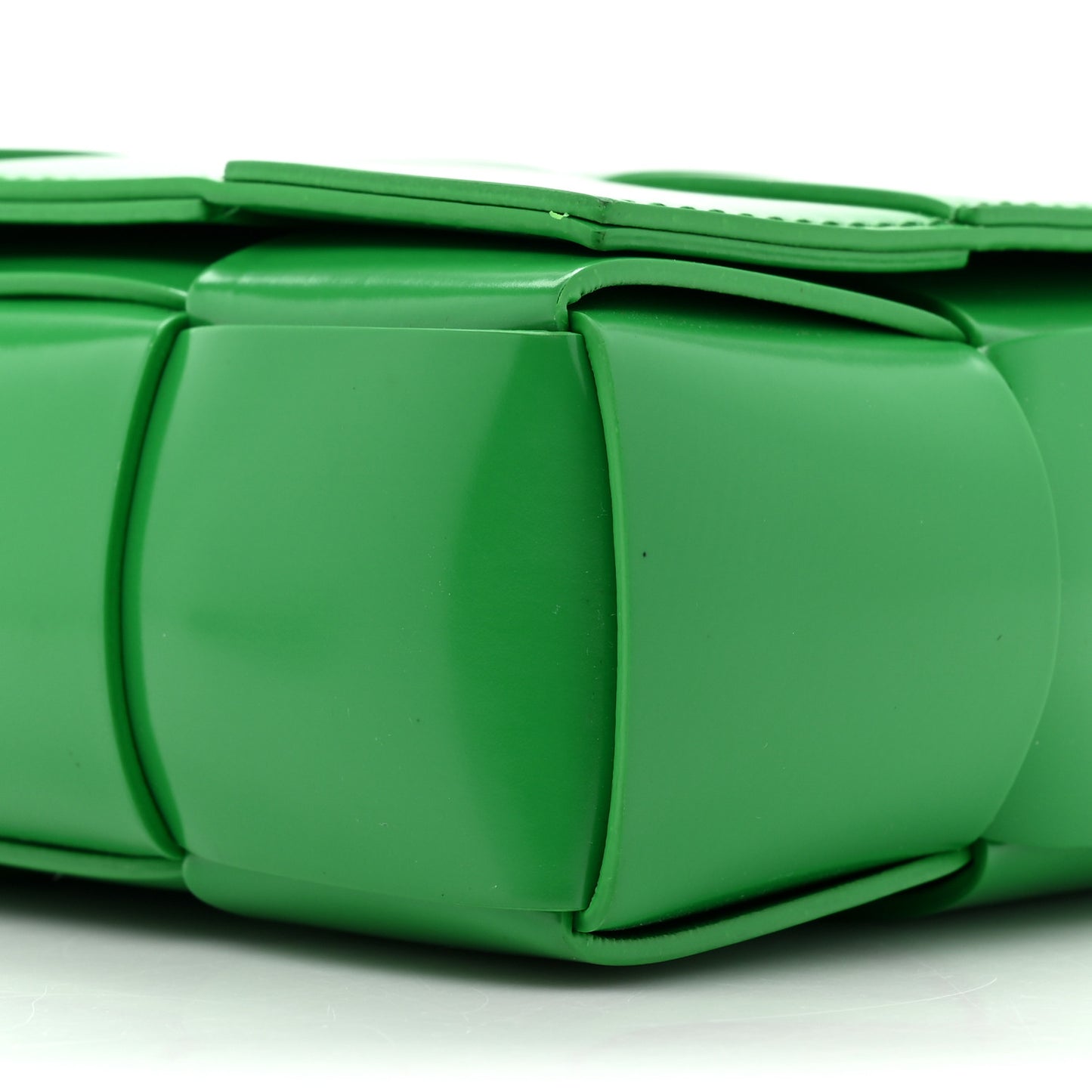 Patent Maxi Intrecciato Cassette Crossbody Bag Parakeet