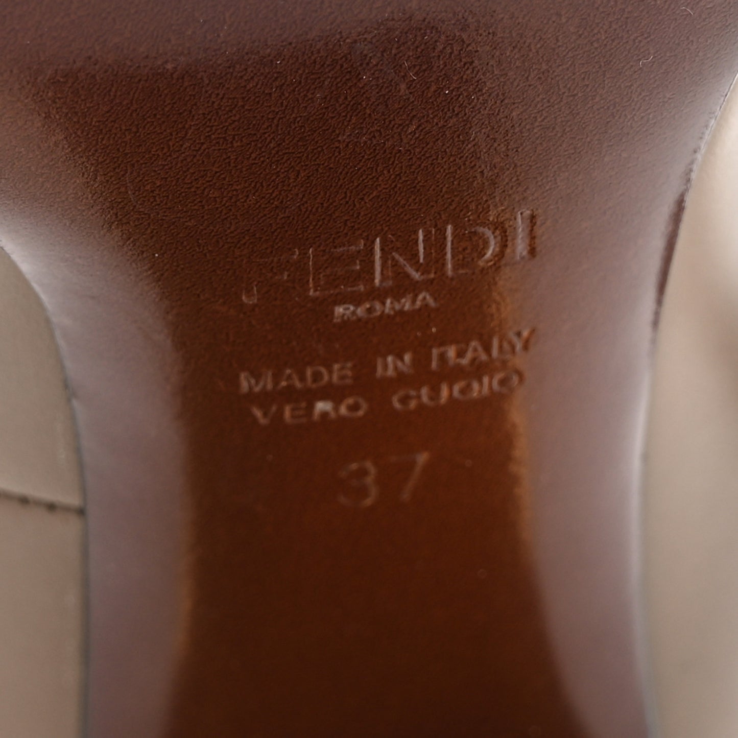 Vitello Delfina High Heel Pumps 37 Tortora