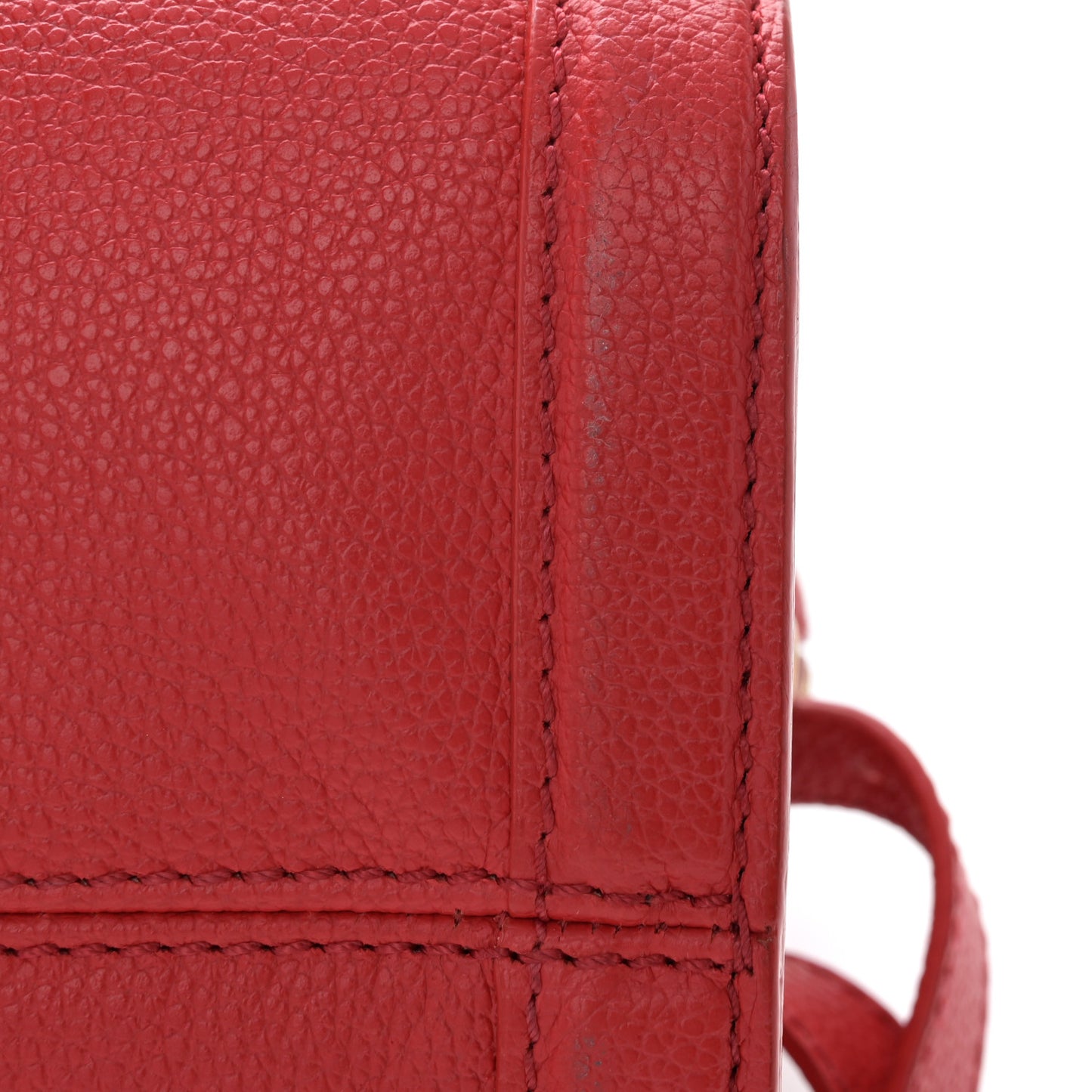 Pebbled Calfskin Small Skull Padlock Zip Around Tote Red