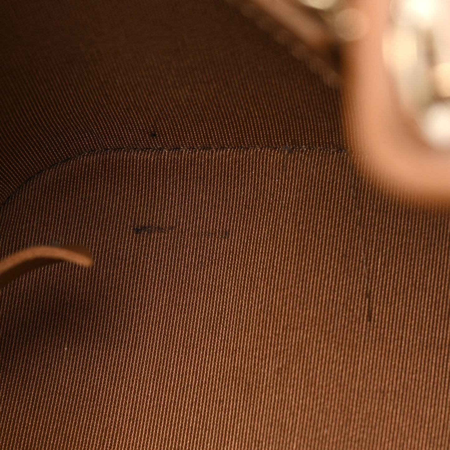Calfskin Stitched Chain Bucket Bag Camel