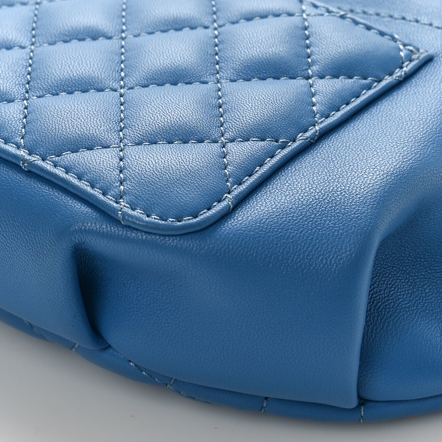 Crumpled Lambskin Quilted Waist Bag Fanny Pack Blue