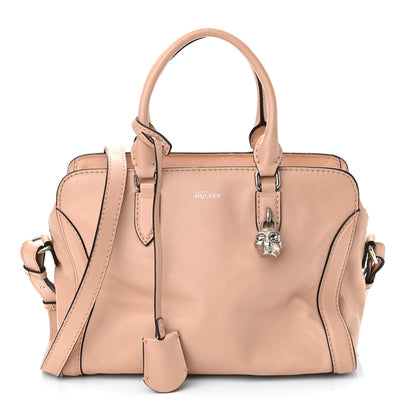 Alexander McQueen Calfskin Small Skull Padlock Zip Around Tote Teint 1 of 11