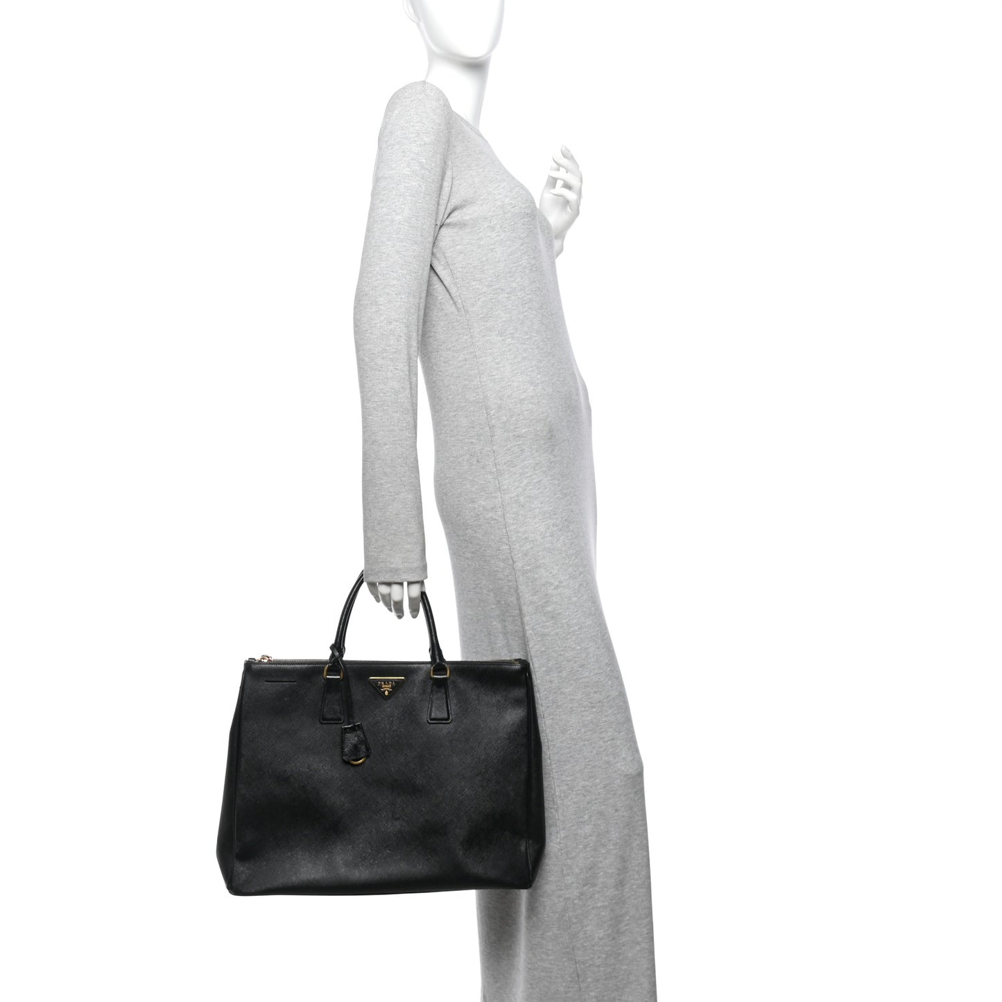 Saffiano Lux Extra Large Galleria Double Zip Tote Black