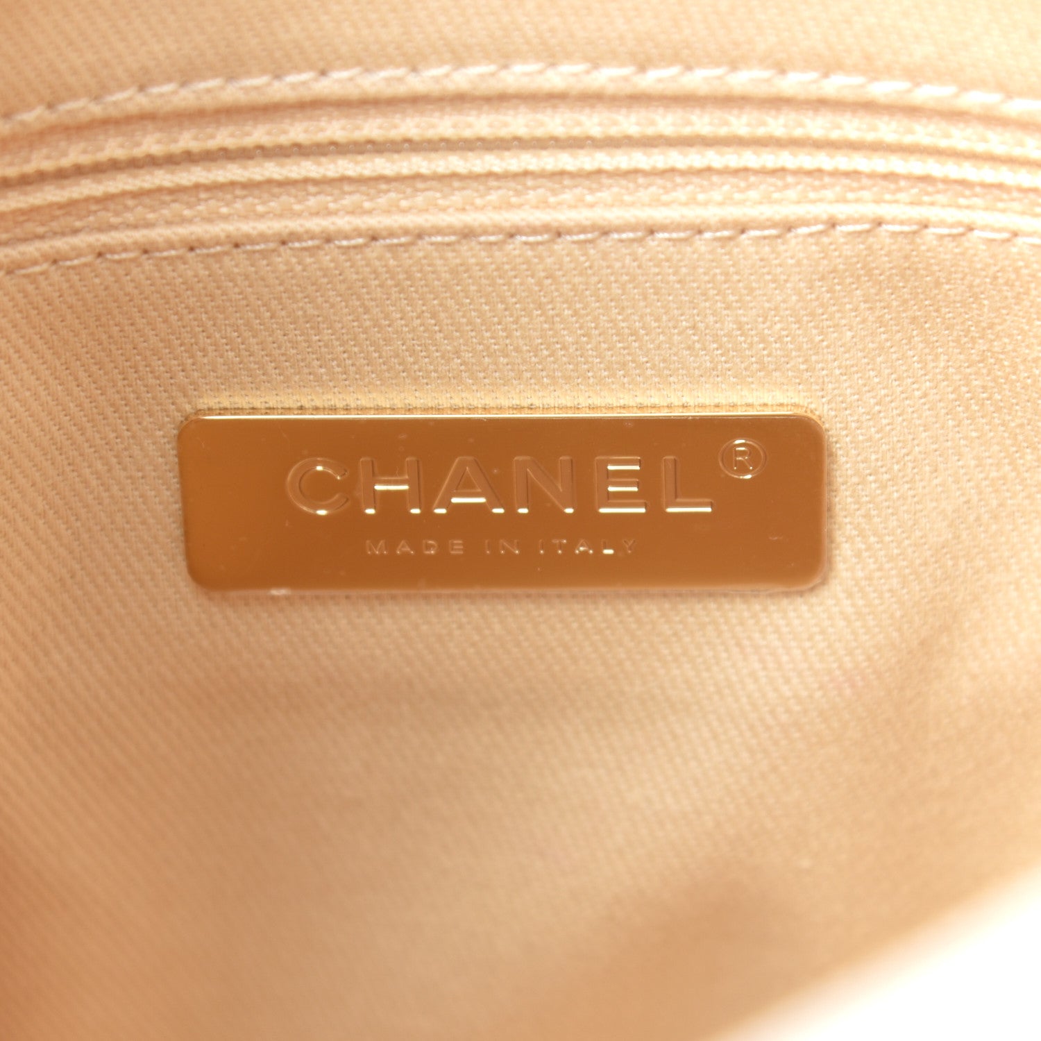 Chanel Grained Calfskin Stitched Small Drawstring Bag White 6 of 10