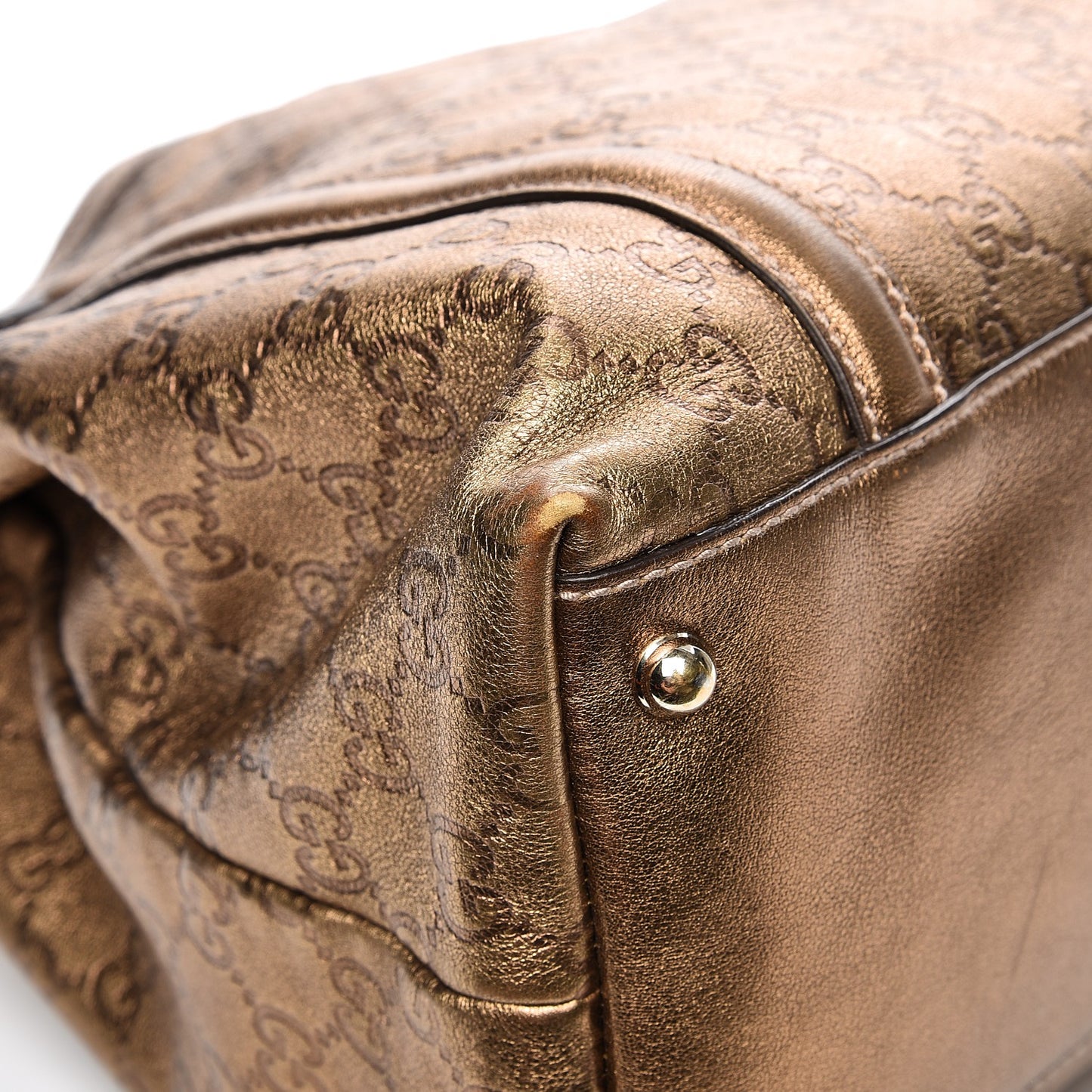 Metallic Guccissima Medium Britt Tote Gold