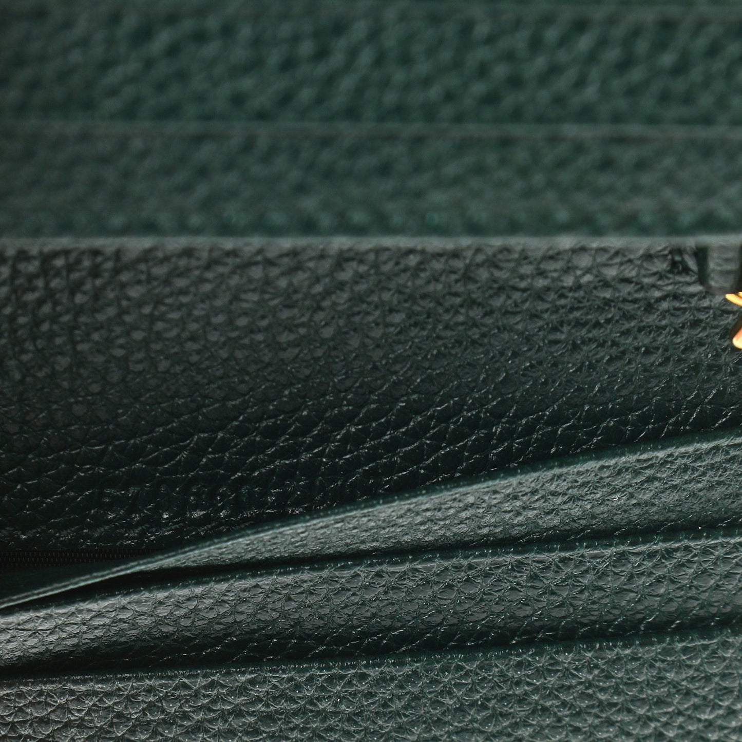 Grainy Calfskin Zumi Chain Card Case Wallet Vintage Green