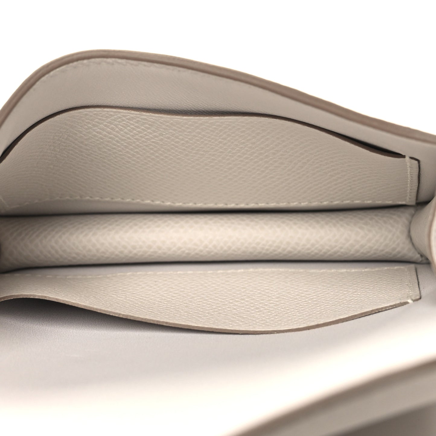 Epsom Constance Slim Wallet Gris Pale