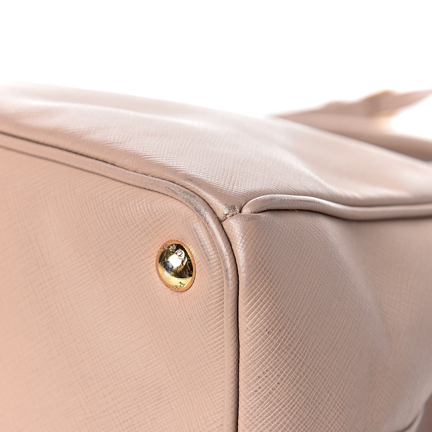 Saffiano Medium Galleria Double Zip Tote Cammeo