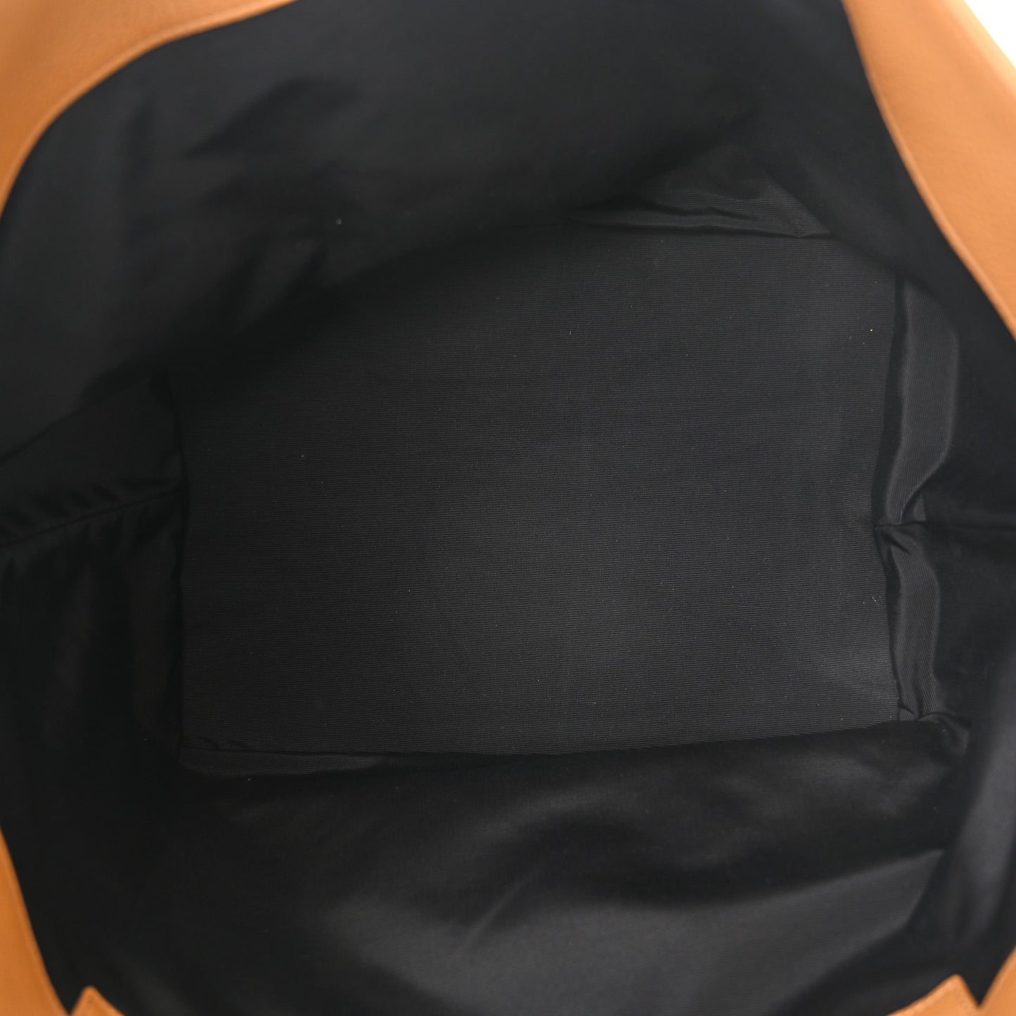 Pebbled Calfskin Medium Amelia Tote Nougat