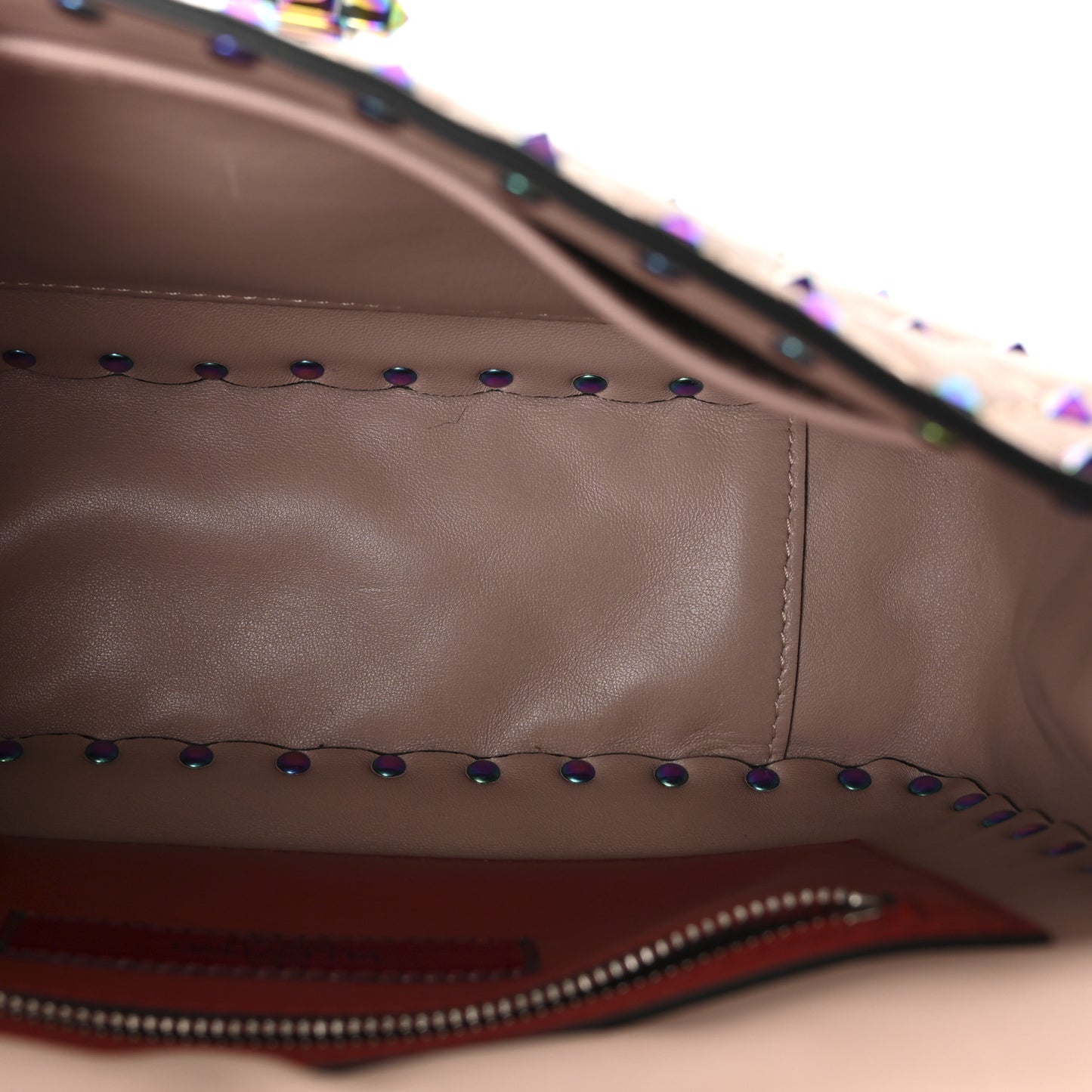 Lambskin Oil Slick Medium Rockstud Spike Shoulder Bag Poudre