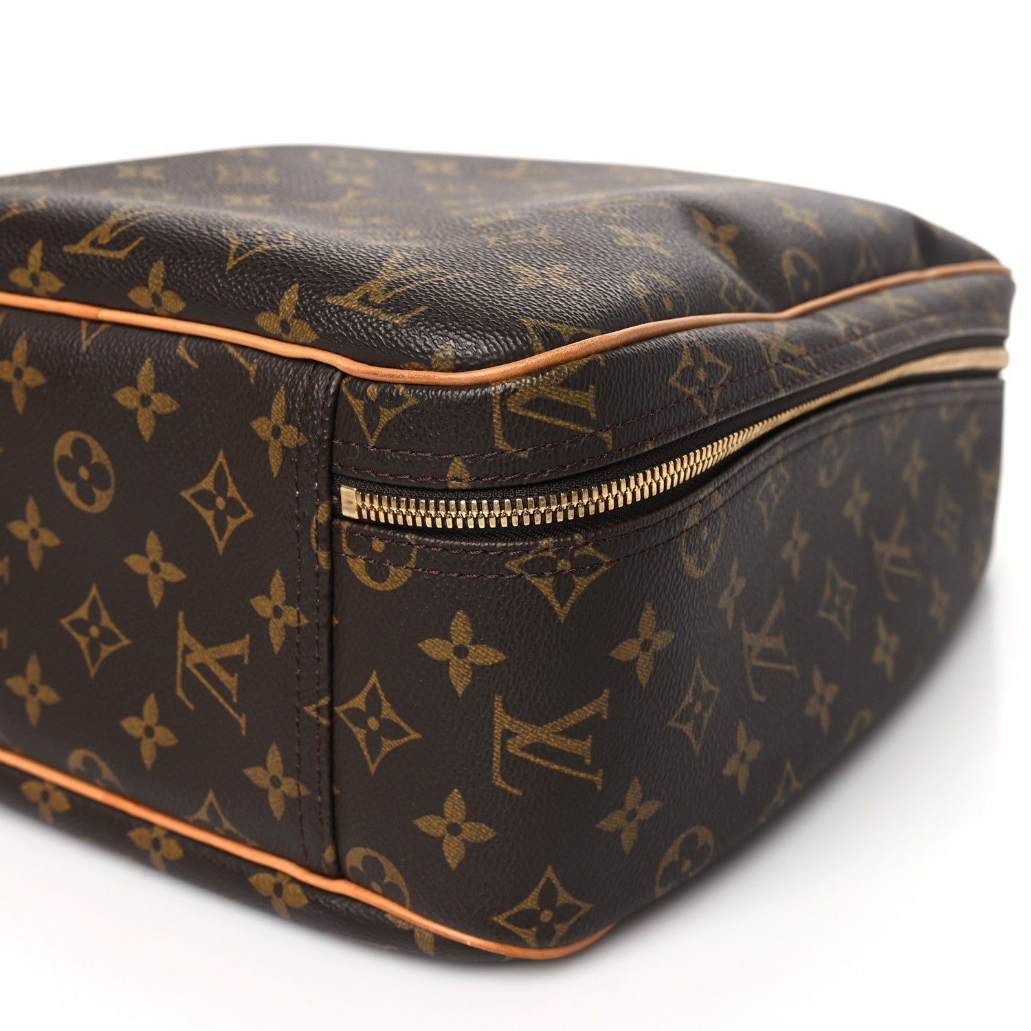 Louis Vuitton Monogram Excursion Shoe Bag 9 of 12