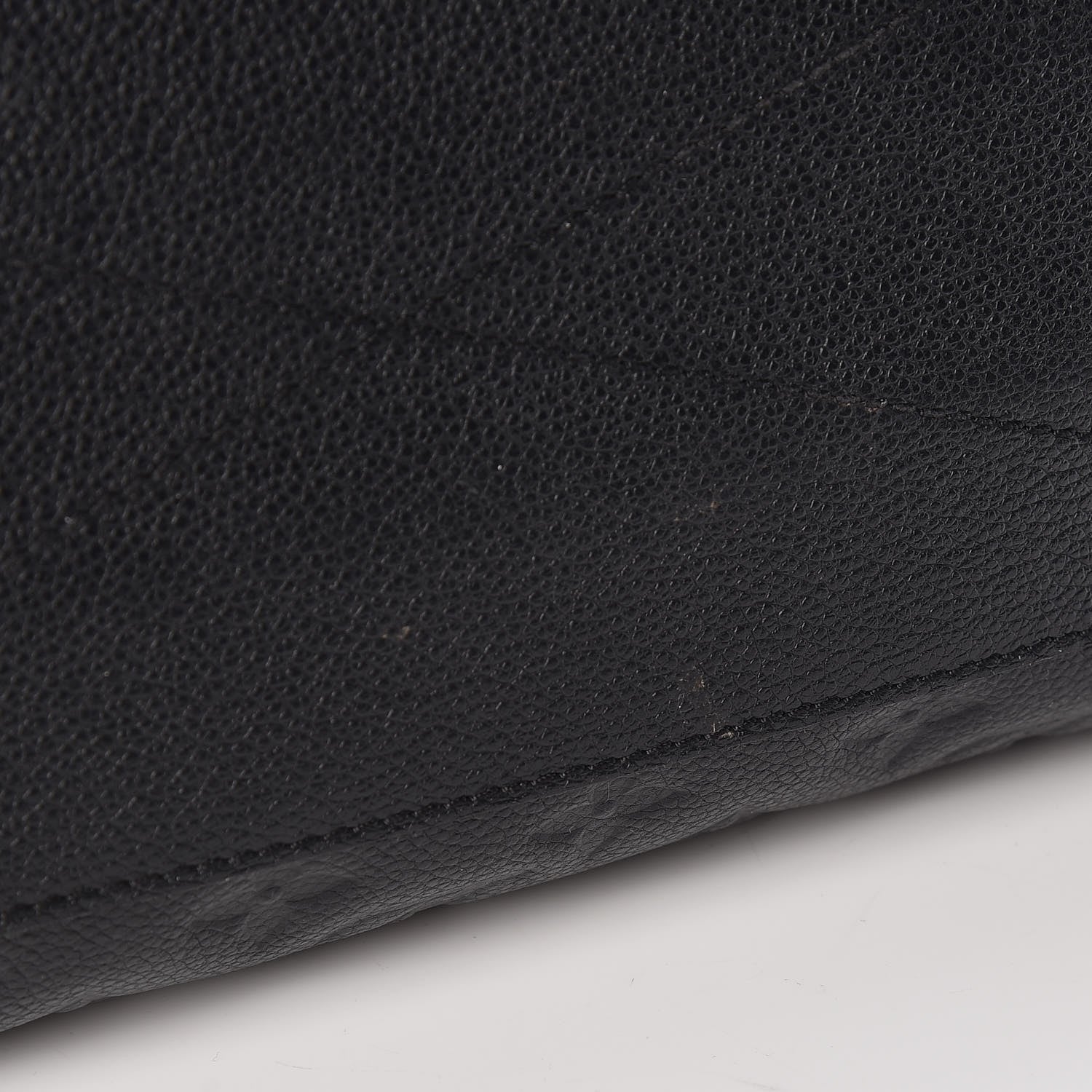 Louis Vuitton Empreinte Montaigne MM Black 12 of 17