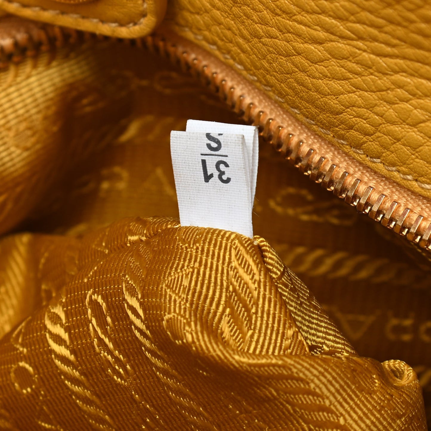 Vitello Daino Side Zip Tote Mimosa
