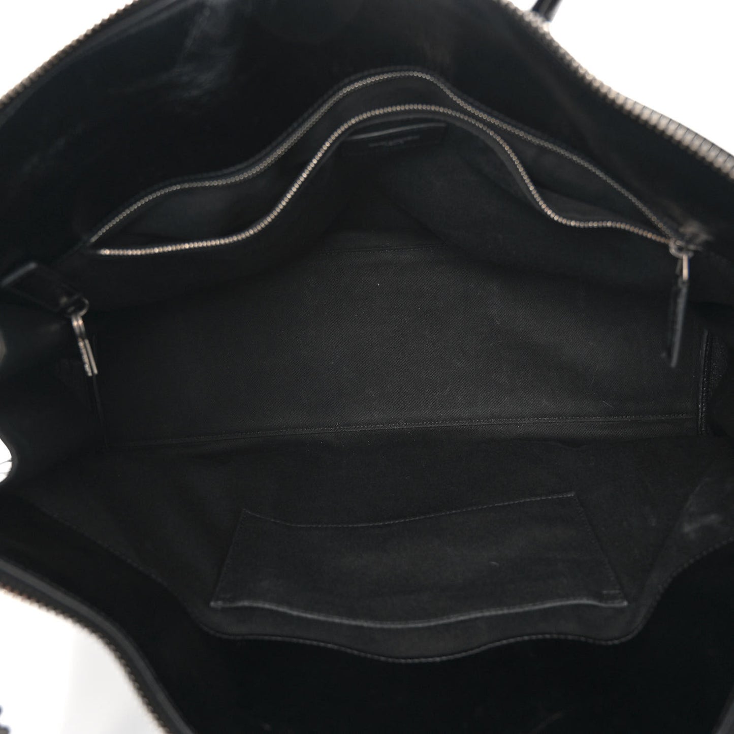 Cracked Shiny Calfskin Souple 36H Sac De Jour Duffle Black