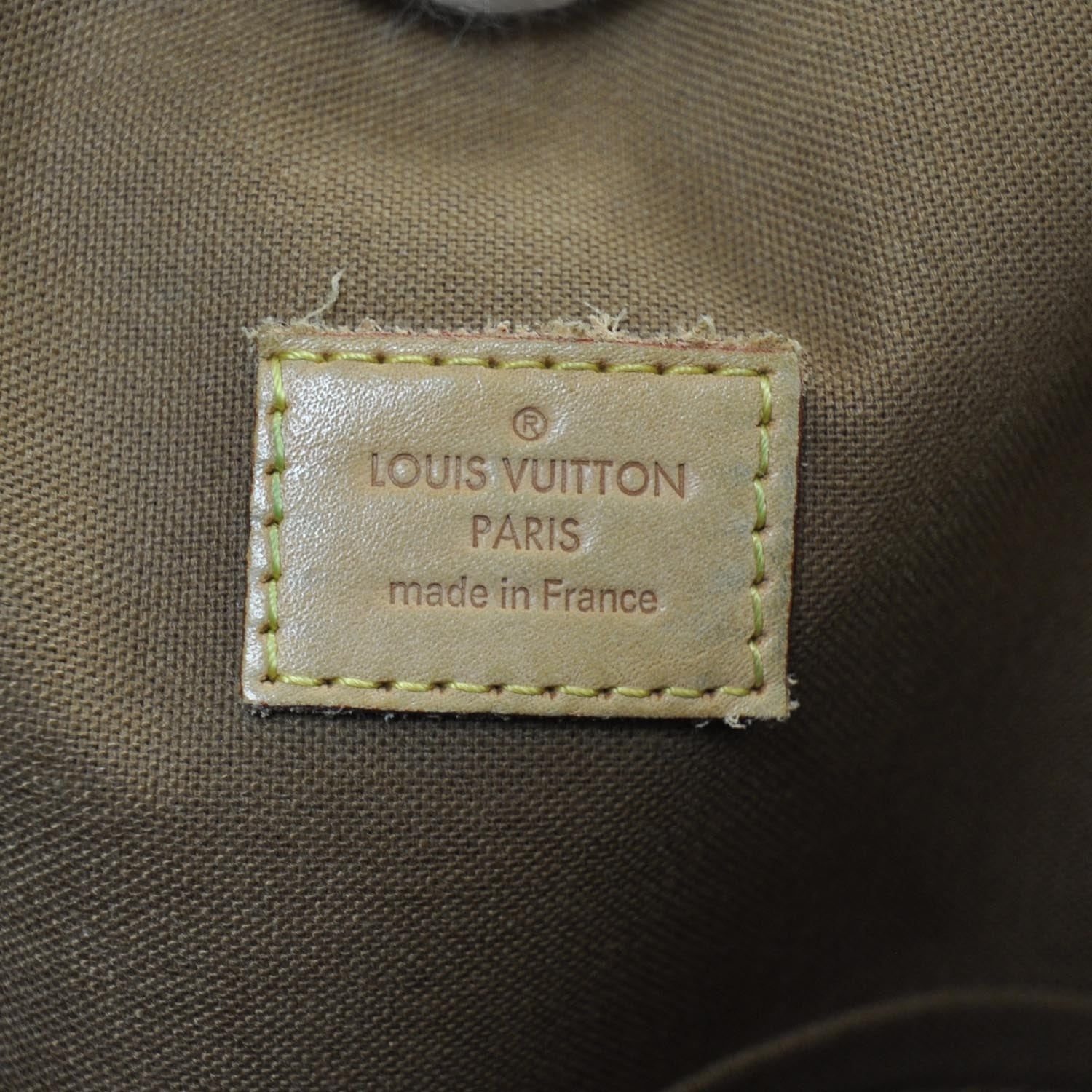 Louis Vuitton Monogram Cabas Beaubourg 7 of 8