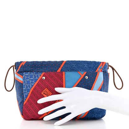 Hermes Silk Carre en Cravates Fourbi 20 PM Pouch Bleu Saphir 2 of 9