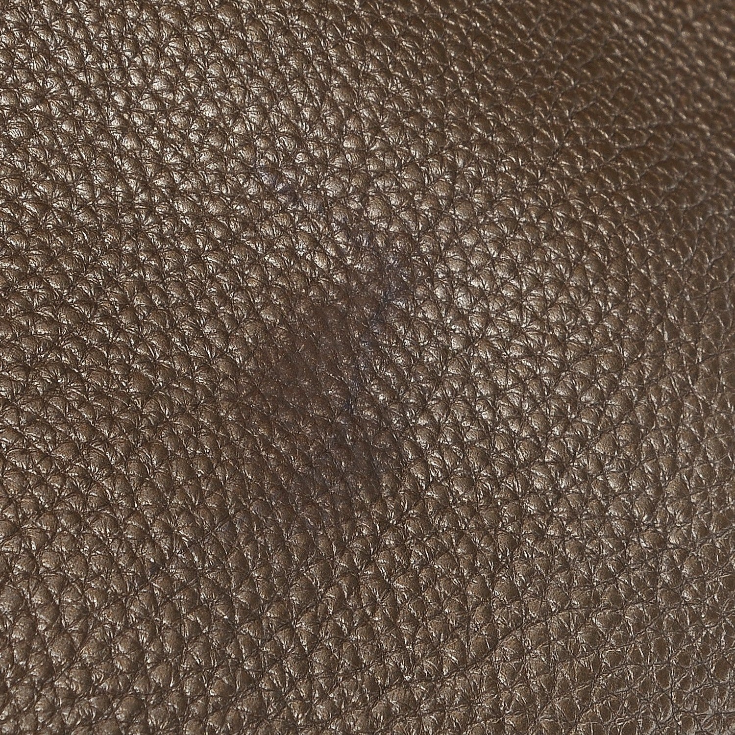 Gucci Metallic Pebbled Calfskin Large Soho Shoulder Bag Golden Beige 8 of 10