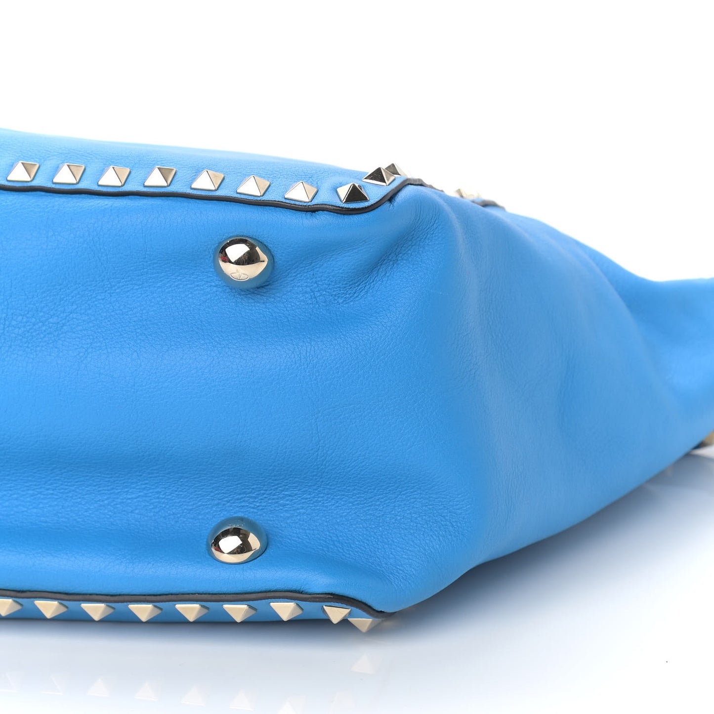 Vitello Medium Rockstud Tote Blue Fluo