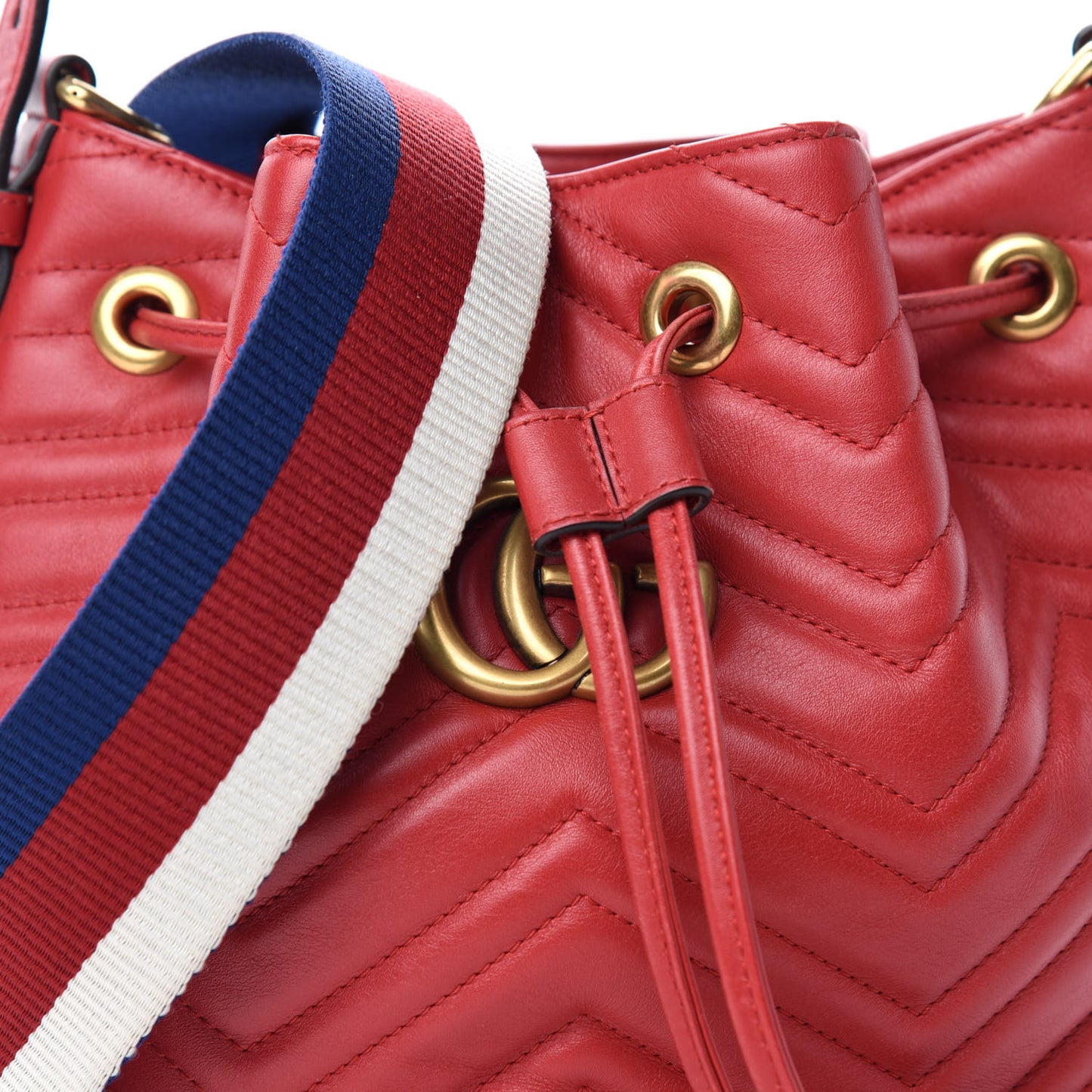 Calfskin Matelasse Sylvie Web GG Marmont Bucket Bag Hibiscus Red