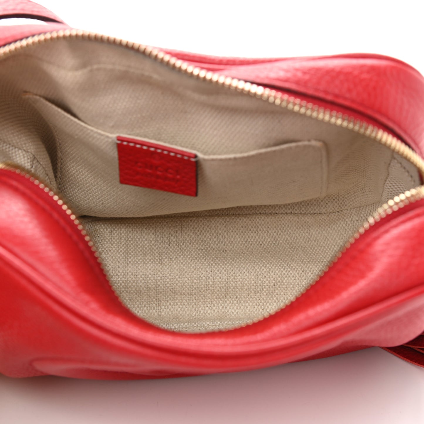 Pebbled Calfskin Small Soho Disco Bag Tabasco Red