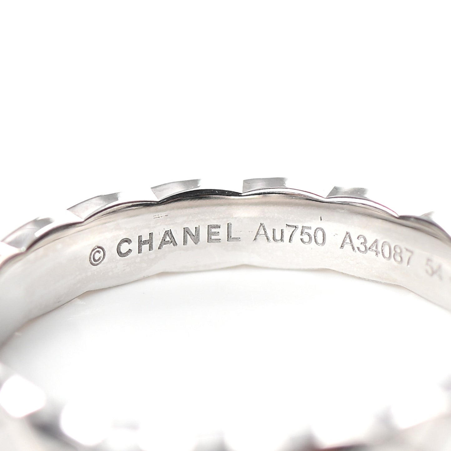 18K White Gold Mini Coco Crush Ring 54 6.75