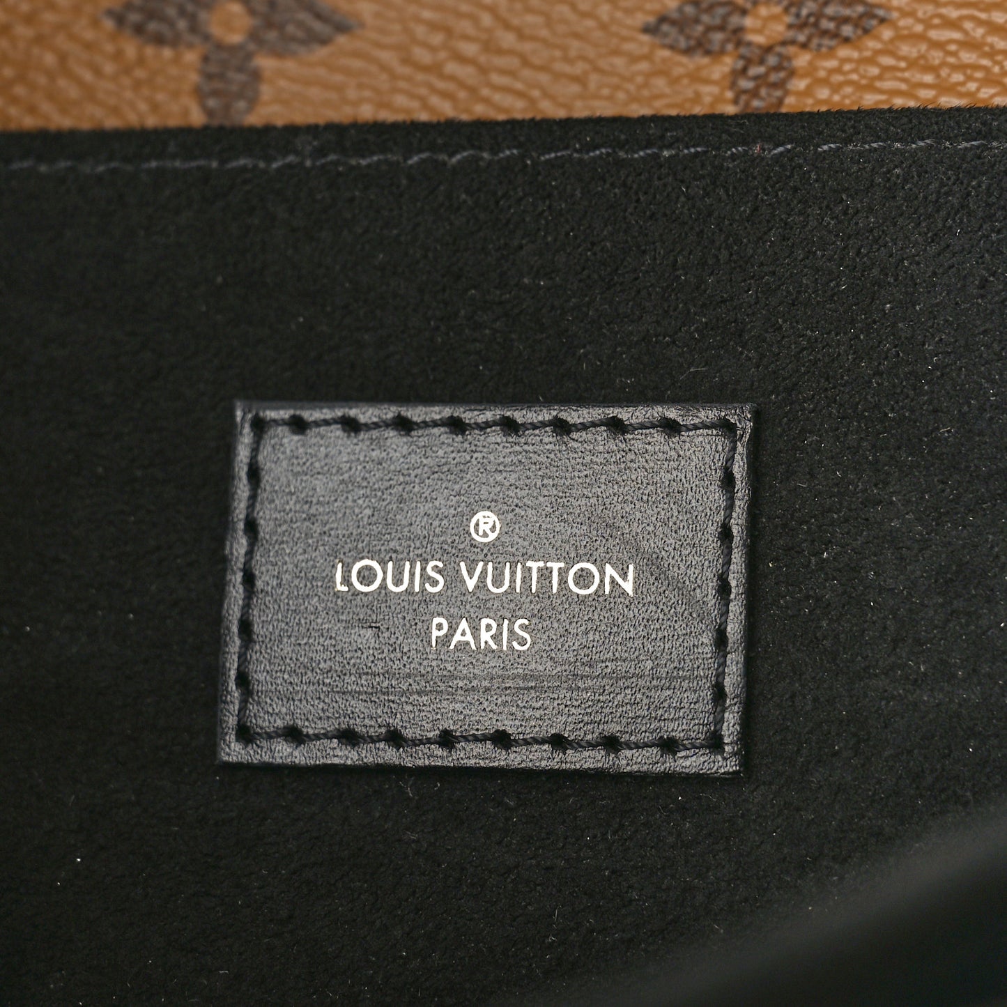 Reverse Monogram Pochette Metis