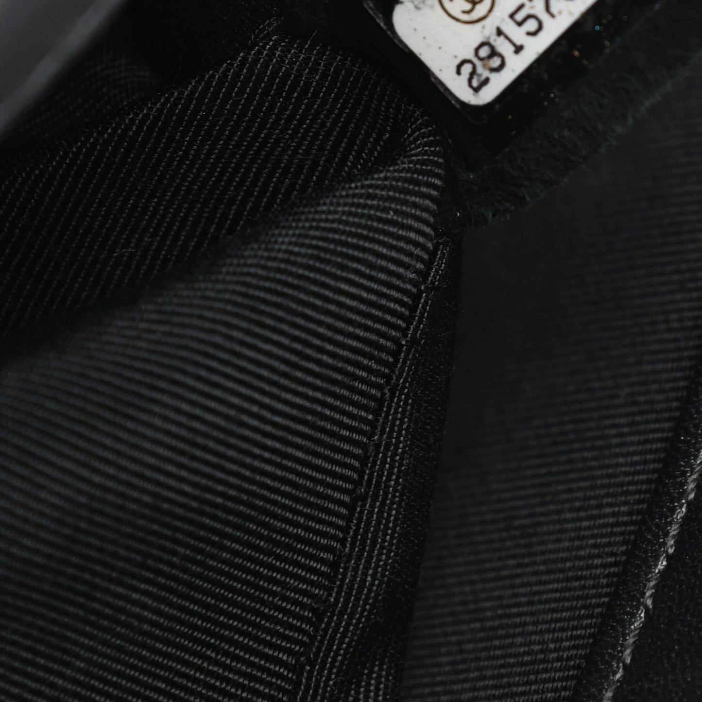 Calfskin Chevron Quilted Medium Boy Flap Black
