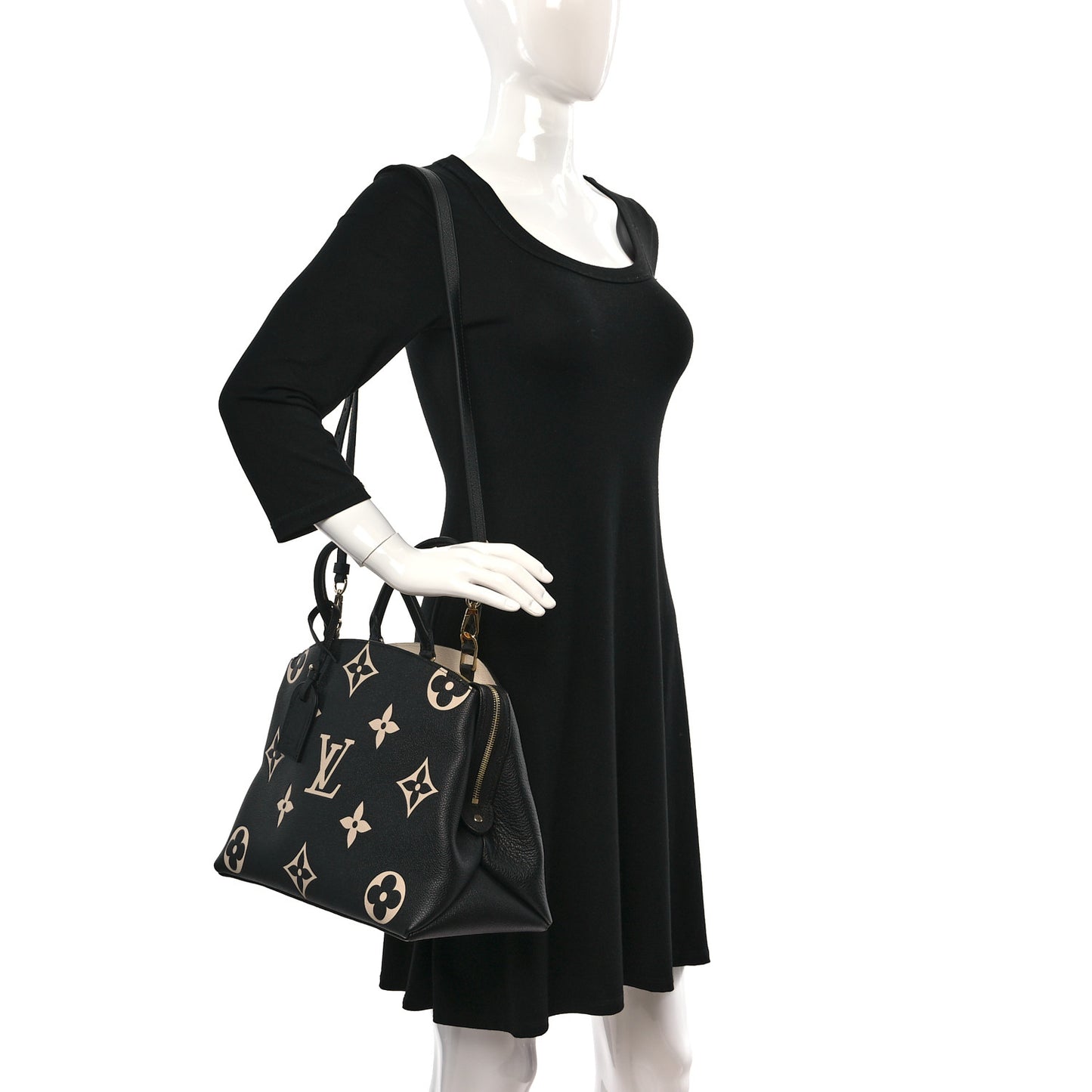 Empreinte Monogram Giant Grand Palais Black Beige