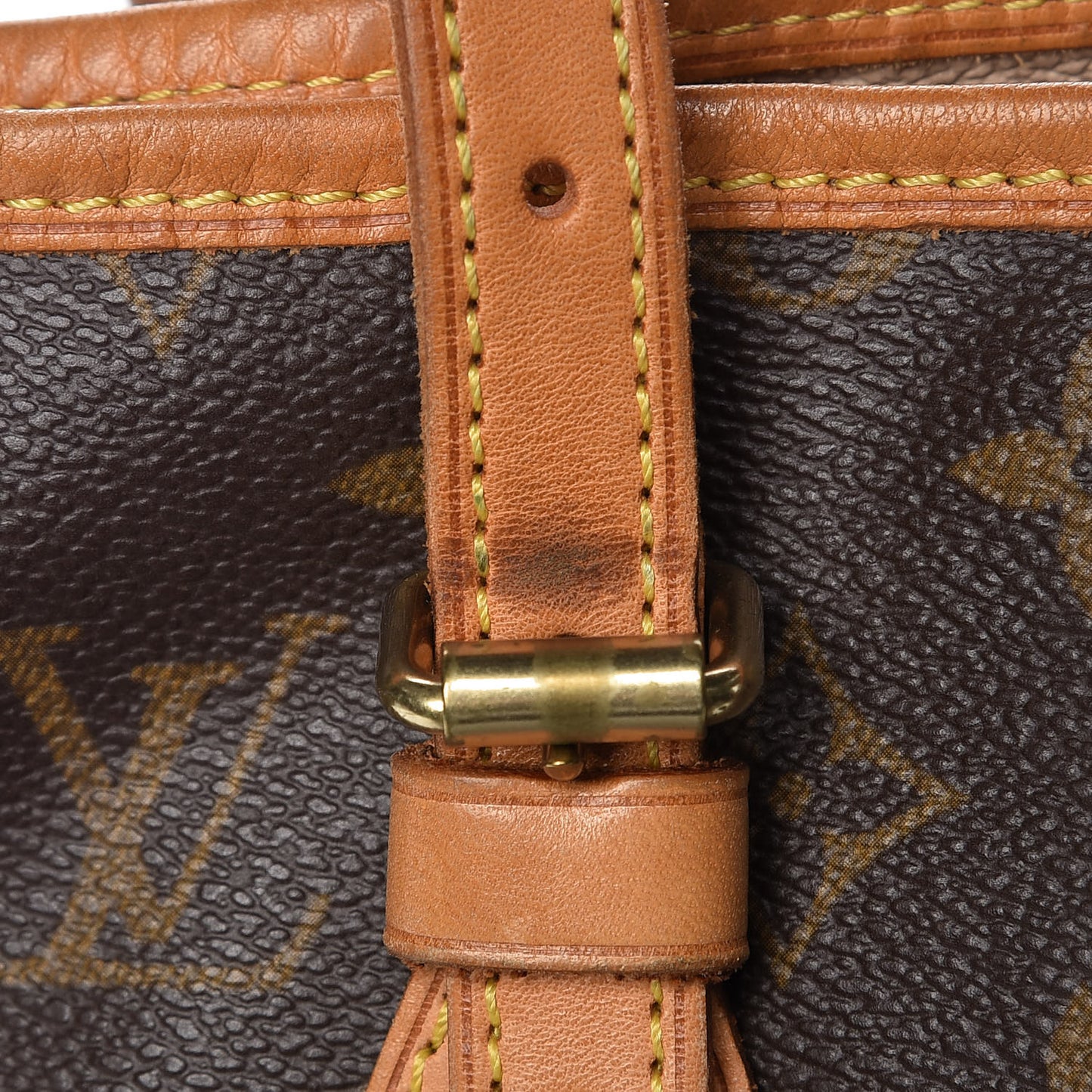 Monogram Petit Bucket 23