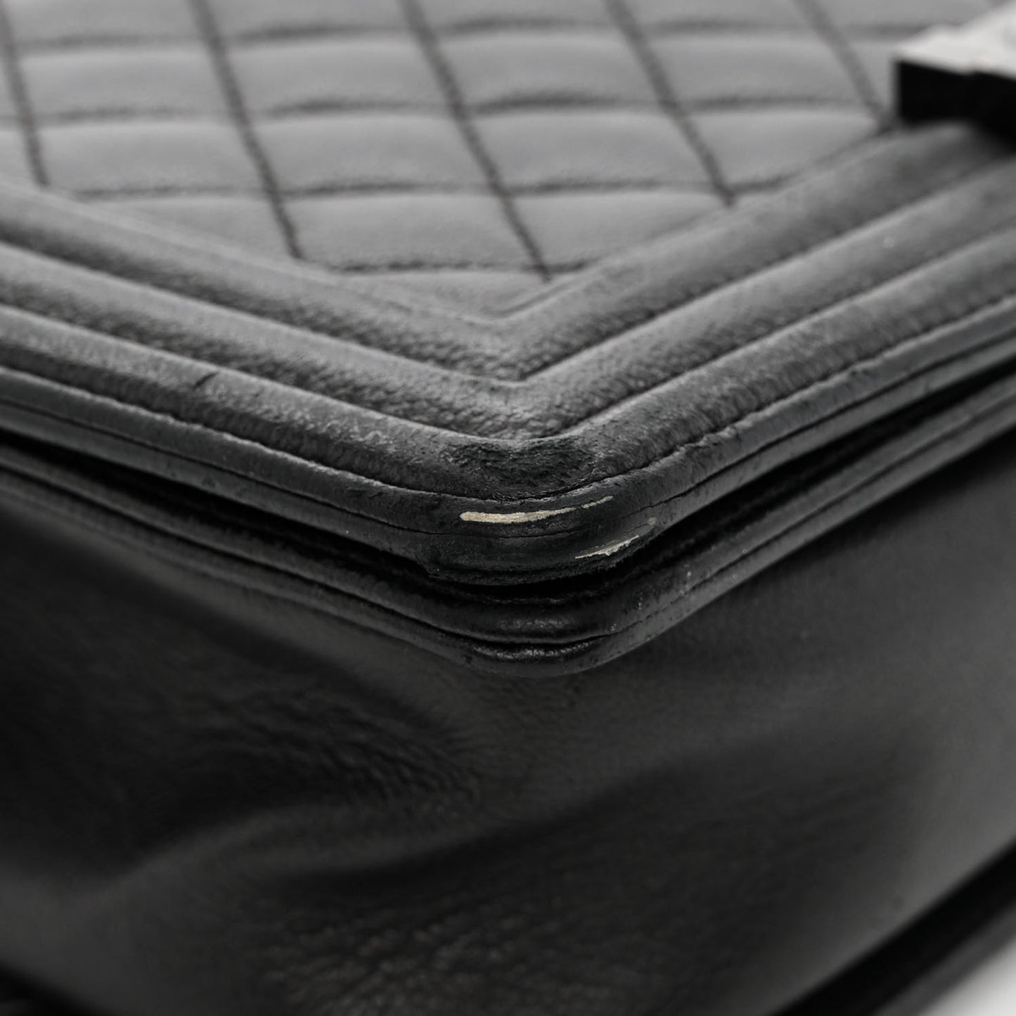 Calfskin Quilted Medium Boy Flap So Black