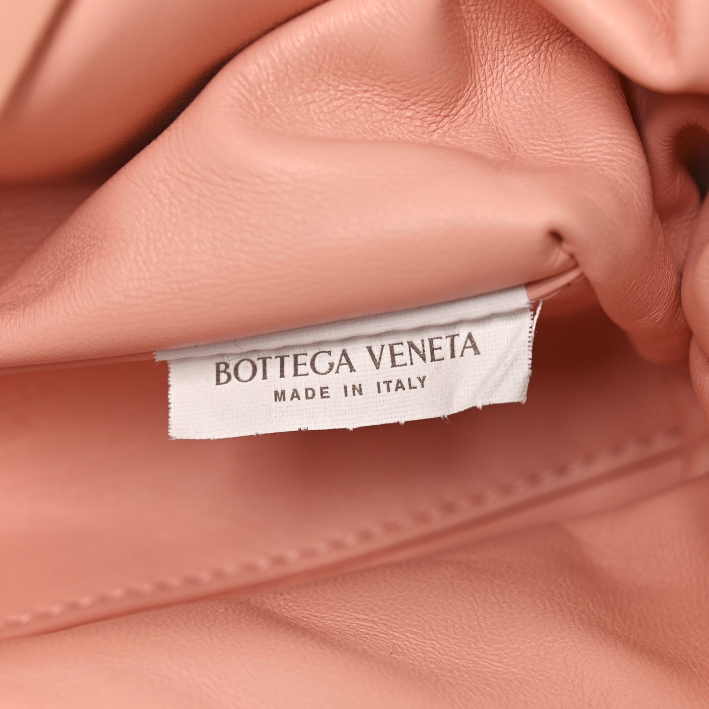 Seashell Embellished The Point Triangle Bag Peachy White