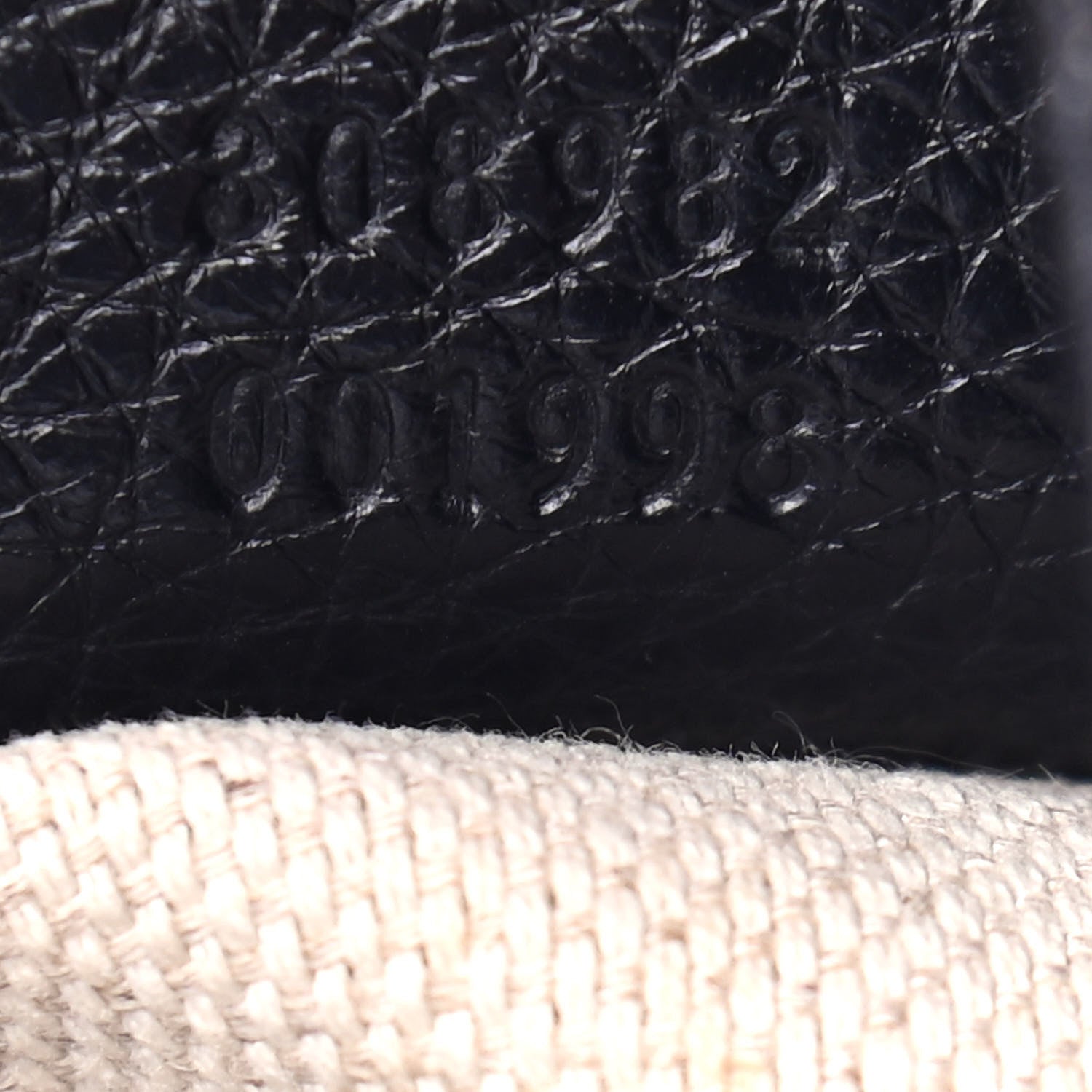 Gucci Pebbled Calfskin Medium Soho Chain Shoulder Bag Black 7 of 9