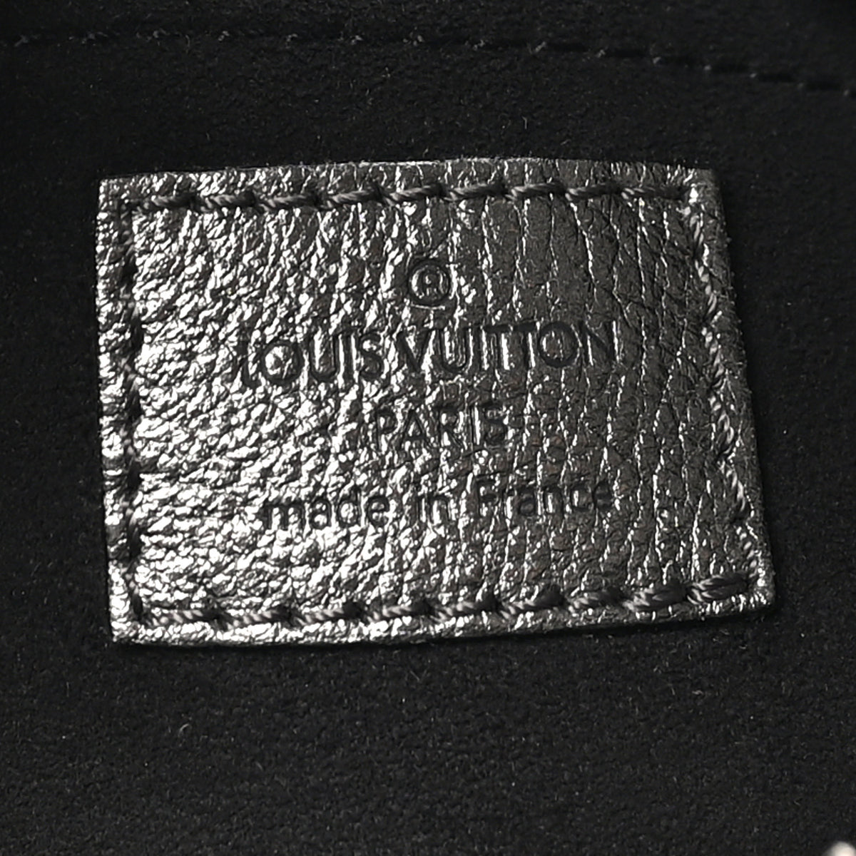 Louis Vuitton Mahina XS Argent 6 of 9