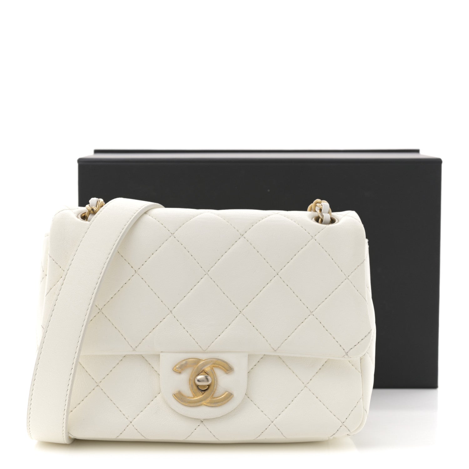 Chanel Shiny Lambskin Quilted Mini Flap White 1767662 – FASHIONPHILE