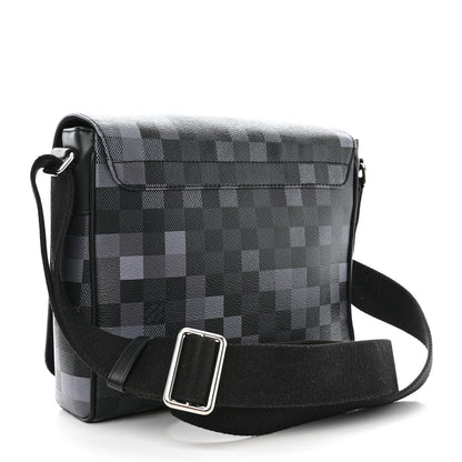 Louis Vuitton Damier Graphite Pixel District PM Gris 3 of 10