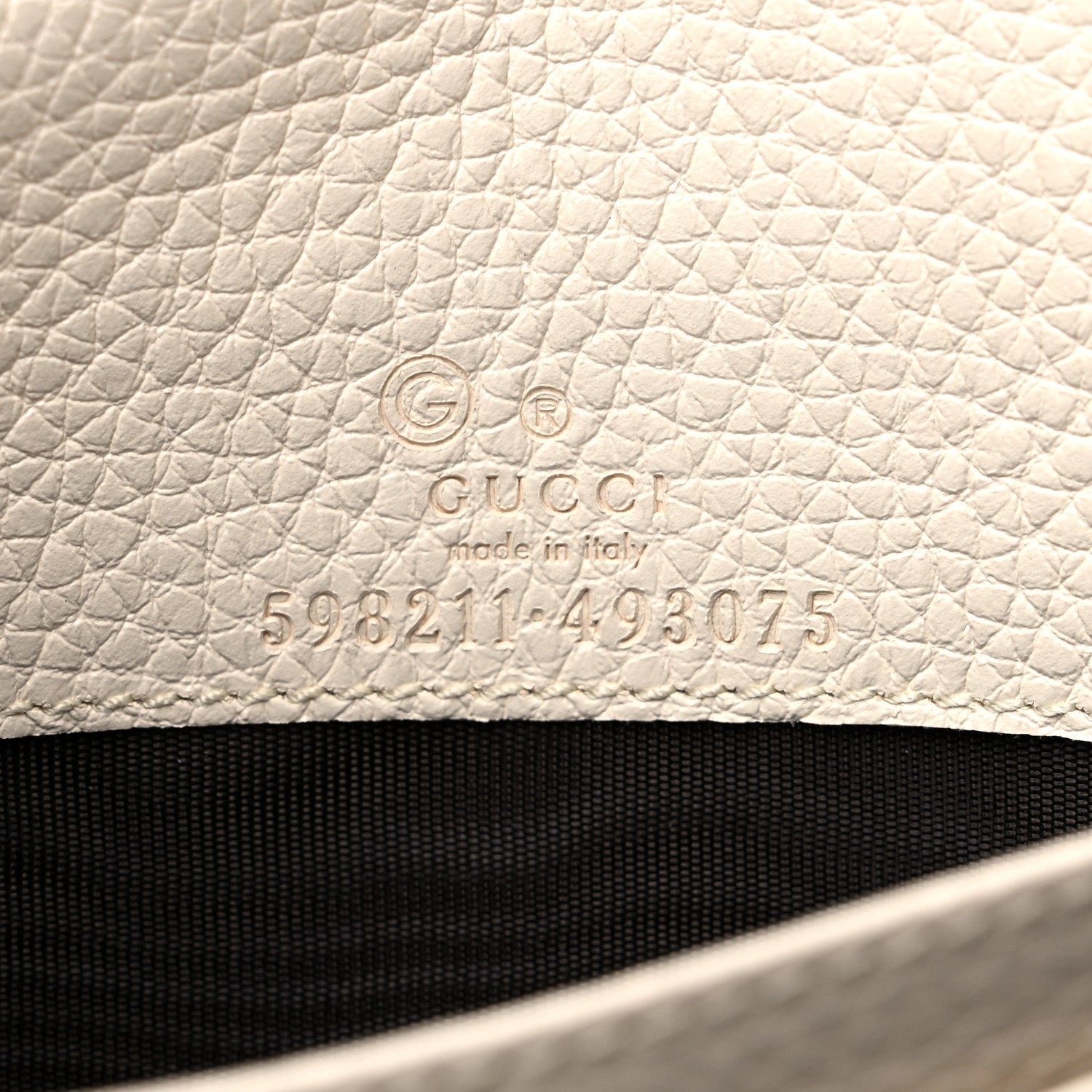 Gucci Pebbled Calfskin Soho Wallet on Chain Ivoire 6 of 8