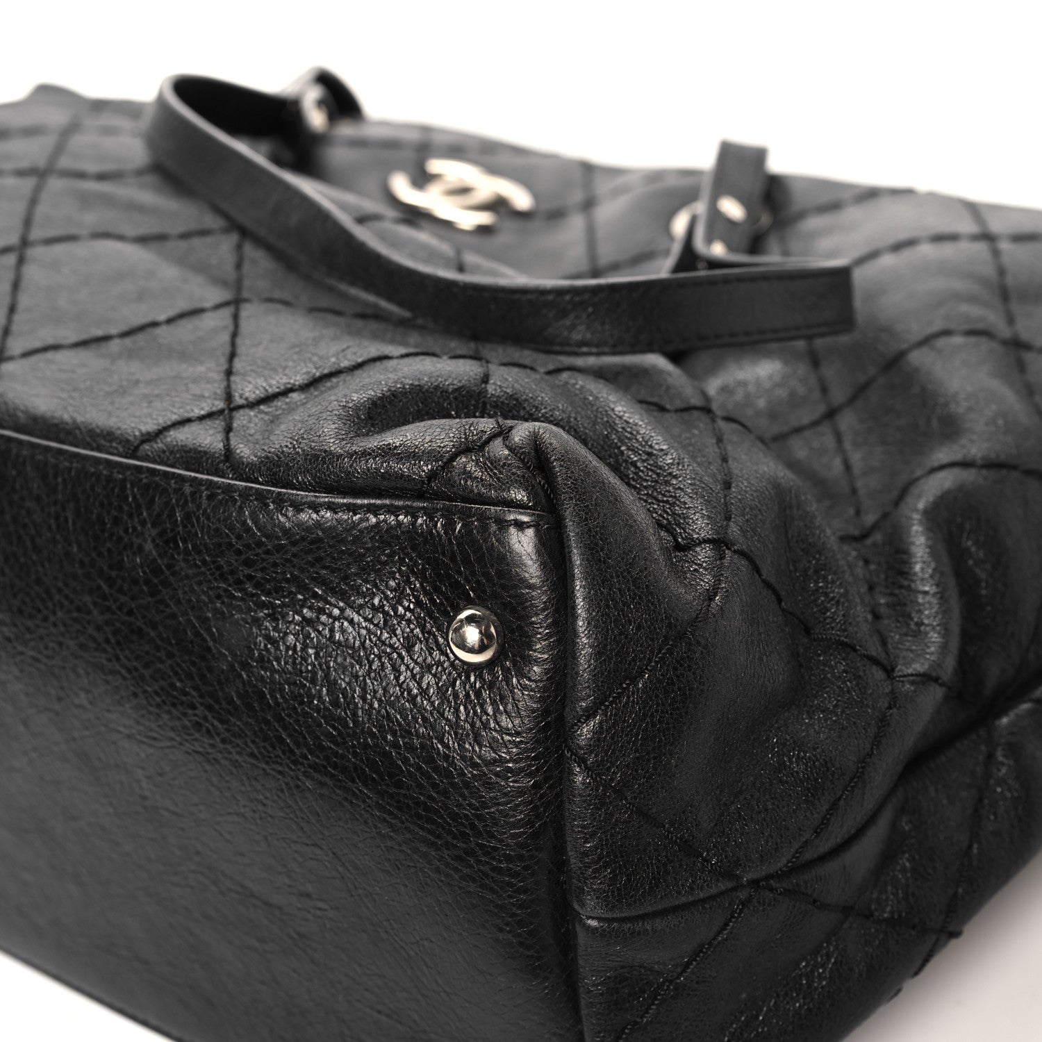 Chanel Glazed Calfskin Large On the Road Zip Tote Black 11 of 14